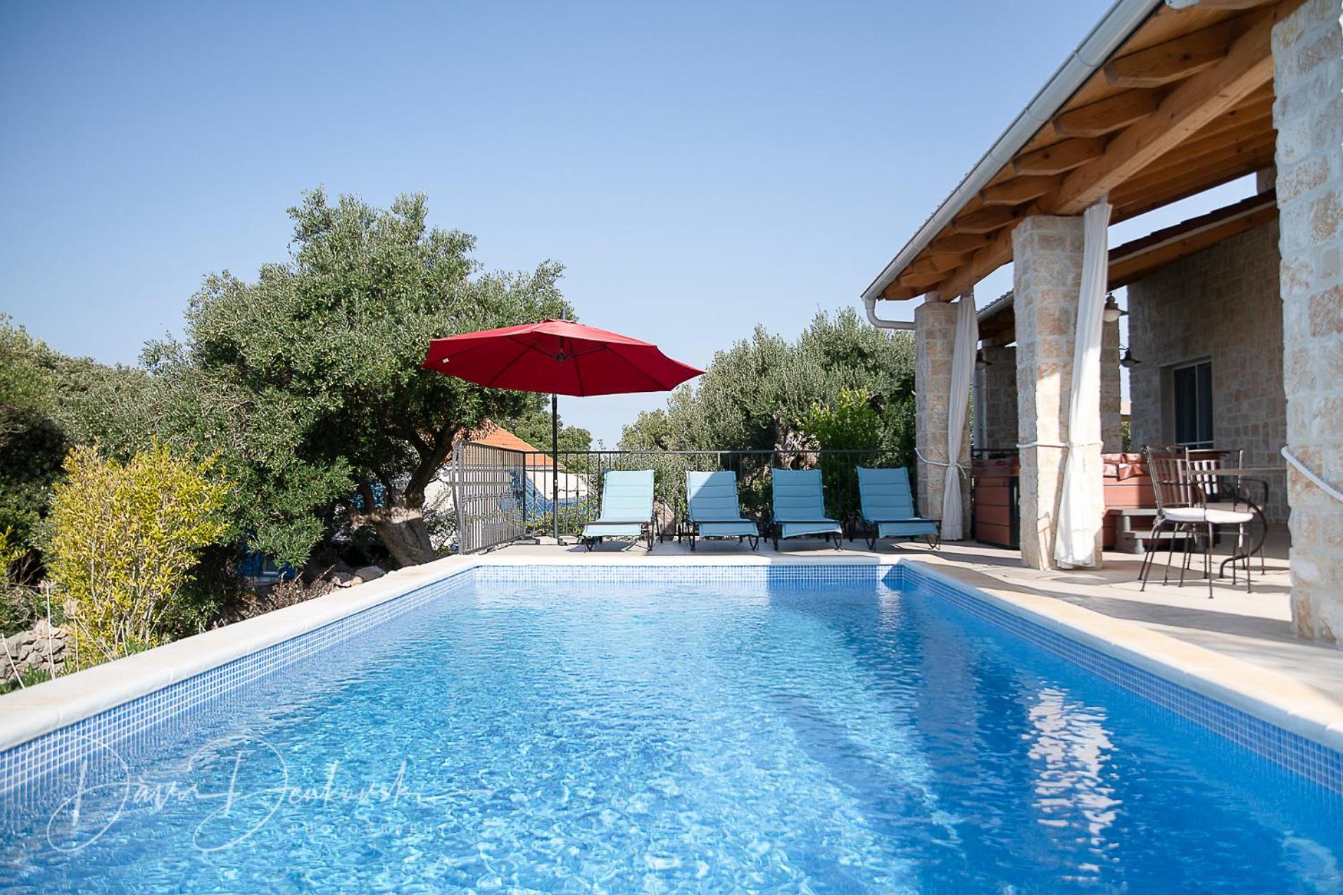Island Villa Adriana With Heated Pool And Sauna Lun  Exterior foto